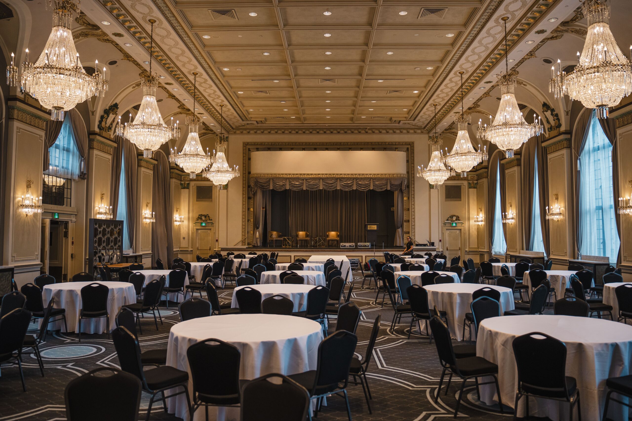Venue finding service reviews for corporate events